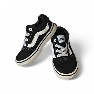 Vans Toddler's Ward Slip-On Shoes in Black and White Size 7c